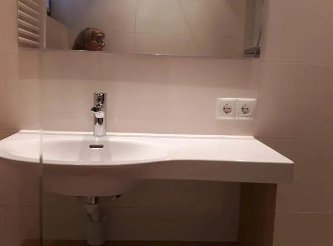 Apartment Haus Gueatli *